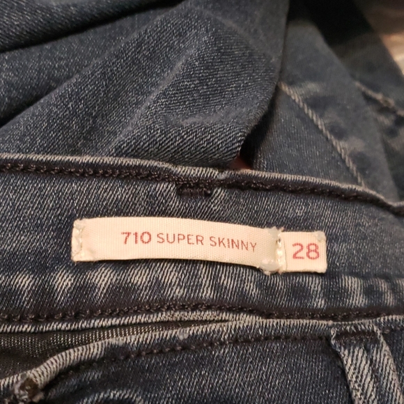 Jeans - Picture 2 of 2